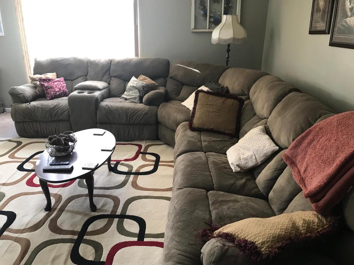リッチモンド Lakeshore Retreat Bed & Breakfast エクステリア 写真